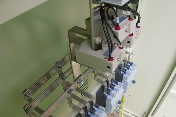 贵池配电柜-应急照明配电柜使用对工作人员的具